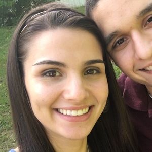 Meet your Posher, Joelle